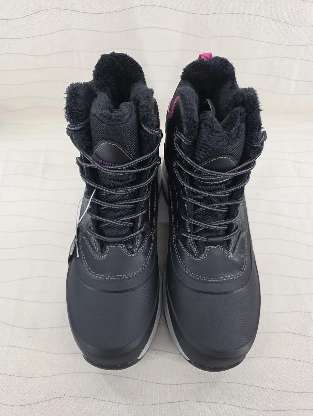 Khombu Womens Riley Black Shell Lace-up Winter Snow Hiking Boots Size 10 NEW